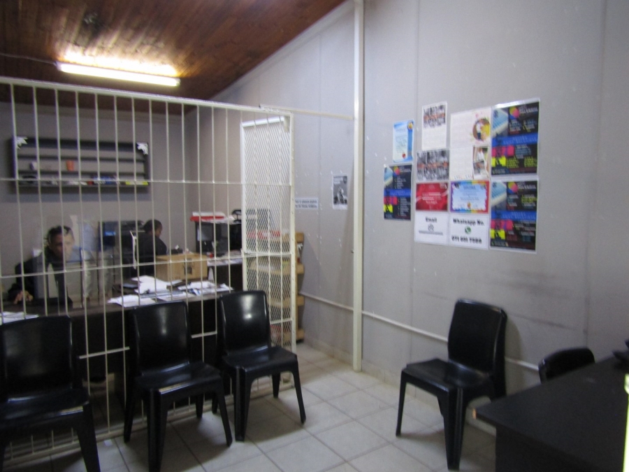 Commercial Property for Sale in Hankey Eastern Cape